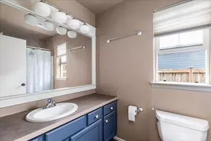 1958 SW Rock Rose Dr, Oak Harbor, WA 98277 - Photo 17