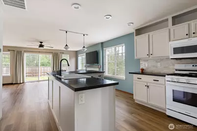1958 SW Rock Rose Drive, Oak Harbor, WA 98277 - Photo 11