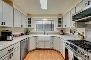 8109 NE 14th St, Vancouver, WA 98664 - Photo 5