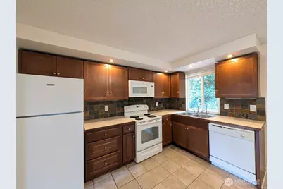 18249 24th Avenue NE, Shoreline, WA 98155 - Photo 7