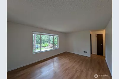 18249 24th Avenue NE, Shoreline, WA 98155 - Photo 3