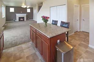 9815 198th St E, Graham, WA 98338 - Photo 11