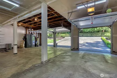 14225 248th Place SE, Issaquah, WA 98027 - Photo 13