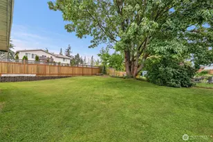 9015 218th St SW, Edmonds, WA 98026 - Photo 33