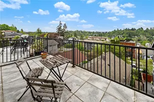 129 A 26th Ave E, Seattle, WA 98112 - Photo 13