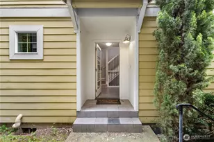 129 A 26th Ave E, Seattle, WA 98112 - Photo 25
