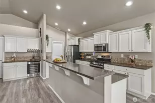 1338 S W Virginia St, College Place, WA 99324 - Photo 13