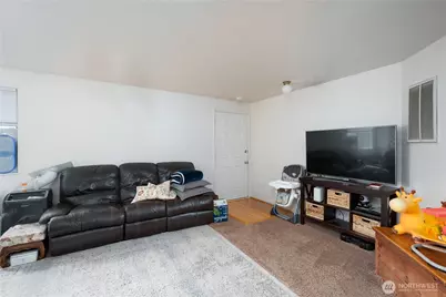 1034 Hanford Avenue, Bremerton, WA 98310 - Photo 11
