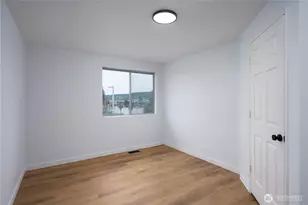 1034 Hanford Ave, Bremerton, WA 98310 - Photo 7