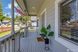 413 Long St, Wilkeson, WA 98396 - Photo 7