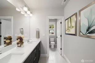 10425 NE 112th St, Kirkland, WA 98033 - Photo 29