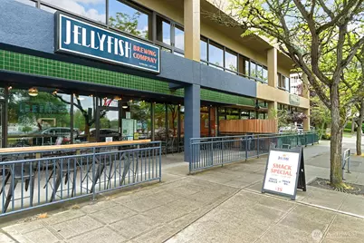 6557 4th Avenue NE #9, Seattle, WA 98115 - Photo 25
