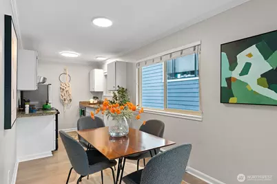 6557 4th Avenue NE #9, Seattle, WA 98115 - Photo 7