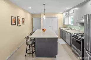 10704 Broadway Ave S, Tacoma, WA 98444 - Photo 13