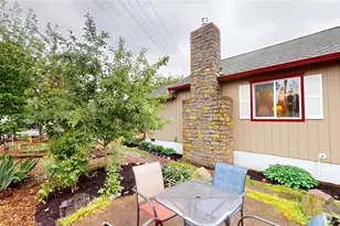 10704 Broadway Ave S, Tacoma, WA 98444 - Photo 25
