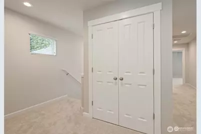 9799 15th St SE, Lake Stevens, WA 98258 - Photo 17