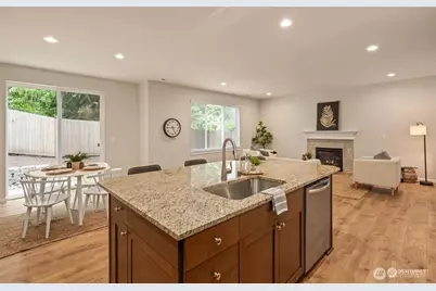 9799 15th St SE, Lake Stevens, WA 98258 - Photo 11