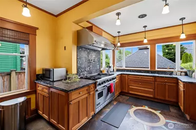 407 N J Street, Tacoma, WA 98403 - Photo 11