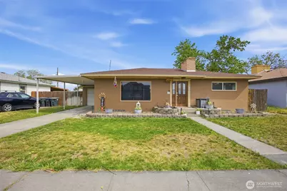 938 E Hill Avenue, Moses Lake, WA 98837 - Photo 1
