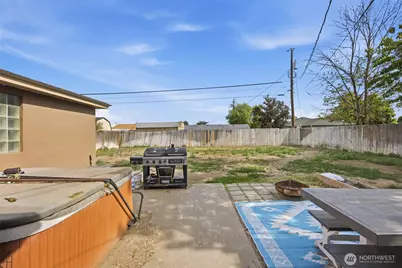 938 E Hill Avenue, Moses Lake, WA 98837 - Photo 31