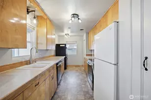 938 E Hill Ave, Moses Lake, WA 98837 - Photo 9