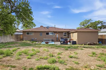 938 E Hill Avenue, Moses Lake, WA 98837 - Photo 33