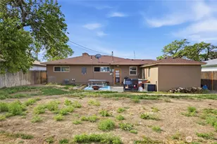 938 E Hill Ave, Moses Lake, WA 98837 - Photo 33