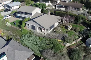 12637 Shorewood Dr SW, Burien, WA 98146 - Photo 1