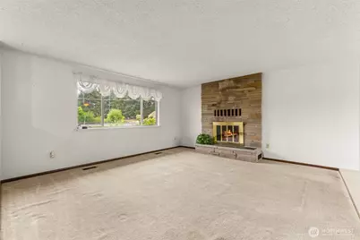 4508 Military Road E, Tacoma, WA 98446 - Photo 5