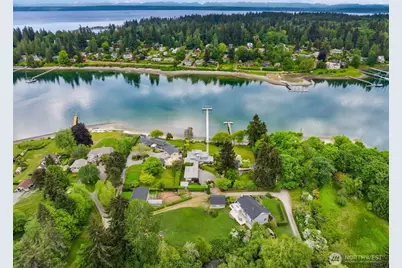 15390 Broom Street NE, Bainbridge Island, WA 98110 - Photo 35