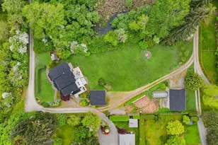 15390 Broom St NE, Bainbridge Island, WA 98110 - Photo 33