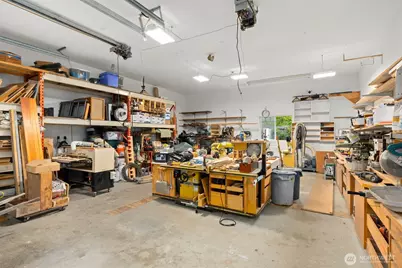 15390 Broom Street NE, Bainbridge Island, WA 98110 - Photo 31