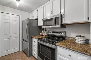 11414 107th Pl NE, Kirkland, WA 98033 - Photo 9