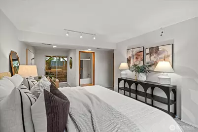11414 107th Place NE, Kirkland, WA 98033 - Photo 17