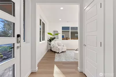 8307 184th Avenue E, Bonney Lake, WA 98391 - Photo 5
