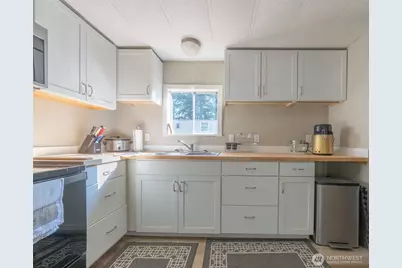 7427 154th Street E #14, Puyallup, WA 98375 - Photo 11