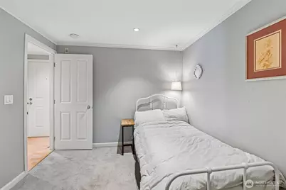 1929 43rd Avenue E #200, Seattle, WA 98112 - Photo 15