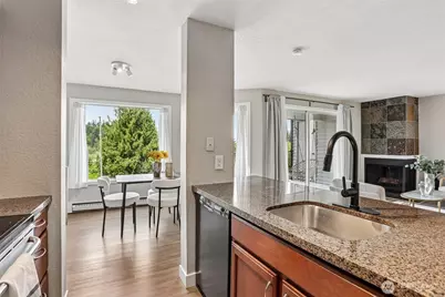 430 Bellevue Way SE #105, Bellevue, WA 98004 - Photo 11