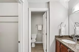 430 Bellevue Way SE, Bellevue, WA 98004 - Photo 17