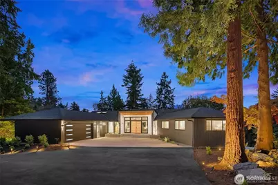 12422 68th Avenue NE, Kirkland, WA 98034 - Photo 1