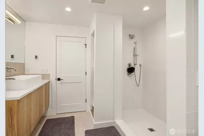 12422 68th Avenue NE, Kirkland, WA 98034 - Photo 29