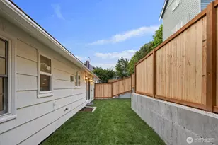 5810 57th Ave NE, Seattle, WA 98105 - Photo 35