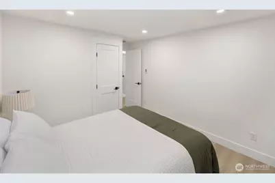 5810 57th Avenue NE, Seattle, WA 98105 - Photo 21