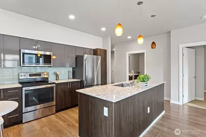 1085 Ave NE 103rd #100, Bellevue, WA 98004 - Photo 15
