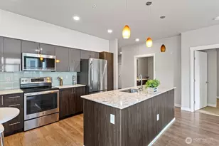 1085 Ave NE 103rd, Bellevue, WA 98004 - Photo 15