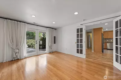 16608 NE 9th Street, Bellevue, WA 98008 - Photo 13