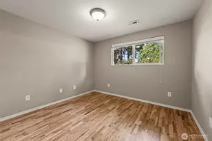 16608 NE 9th St, Bellevue, WA 98008 - Photo 15