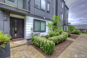 18723 76th Ave W, Lynnwood, WA 98037 - Photo 1