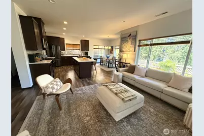 2744 S 120th Place, Seattle, WA 98168 - Photo 7