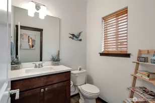 2744 S 120th Pl, Seattle, WA 98168 - Photo 15